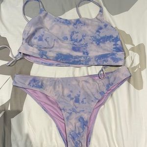 Two piece Hollister bathing suit.